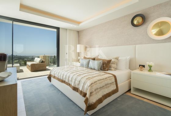 Villa · Available - Málaga