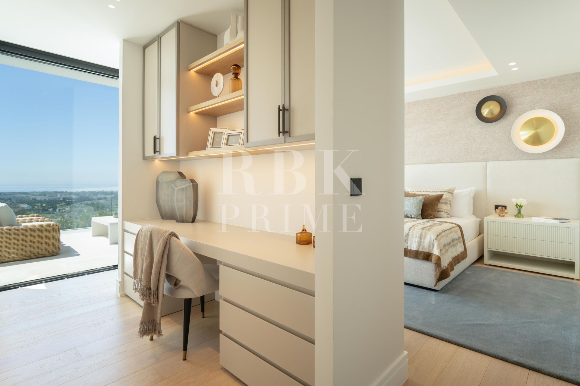 Available - Villa - Málaga - Costa del Sol