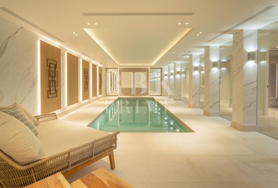 Villa · Available - Málaga