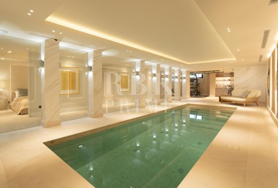 Villa · Available - Málaga