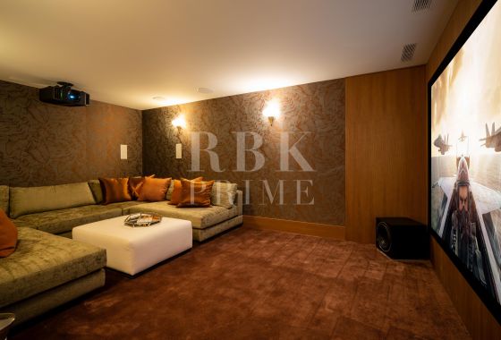 Villa · Available - Málaga