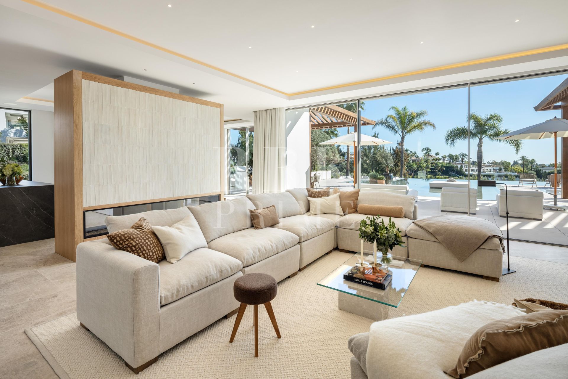 Available - Villa - Málaga - Costa del Sol