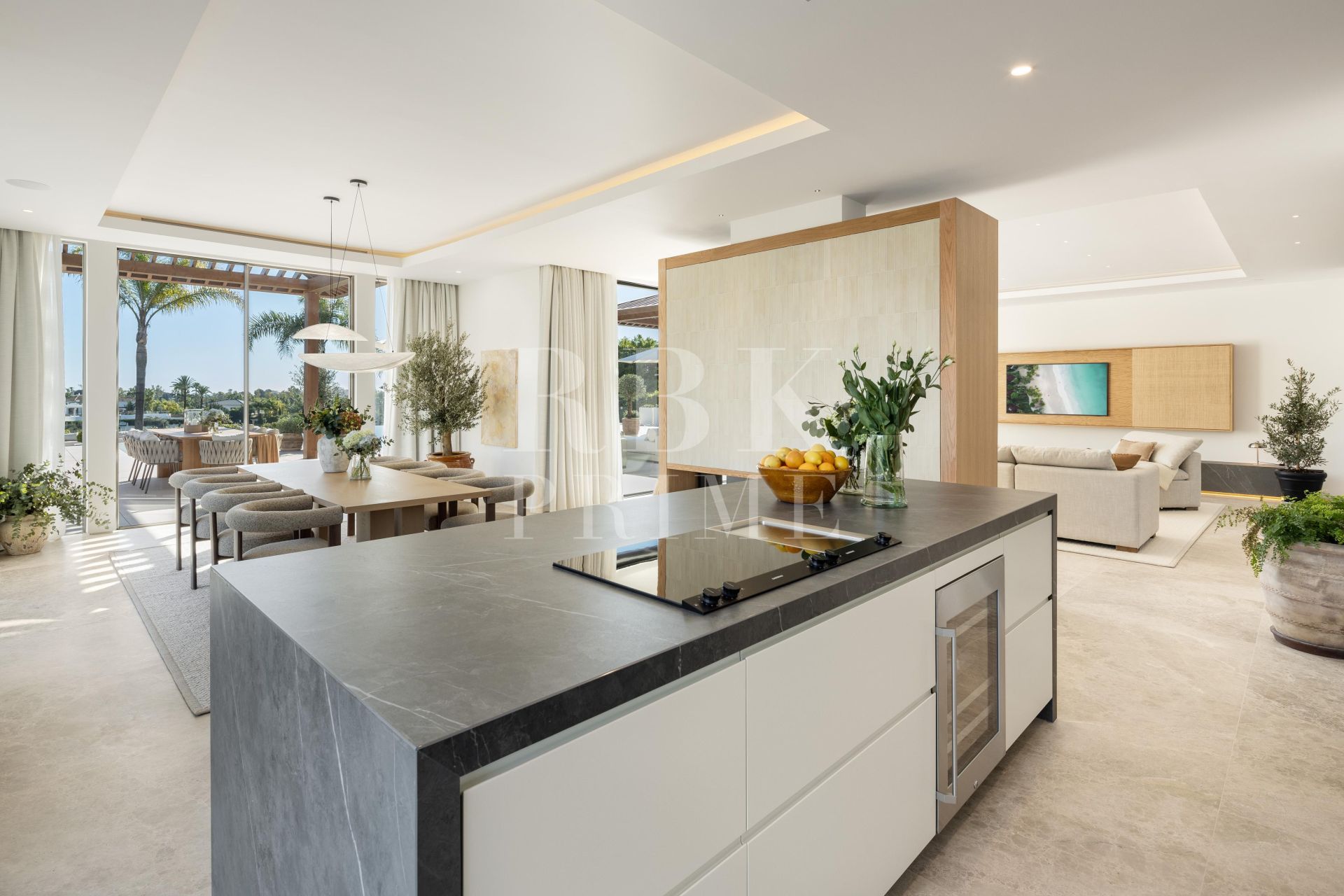 Available - Villa - Málaga - Costa del Sol