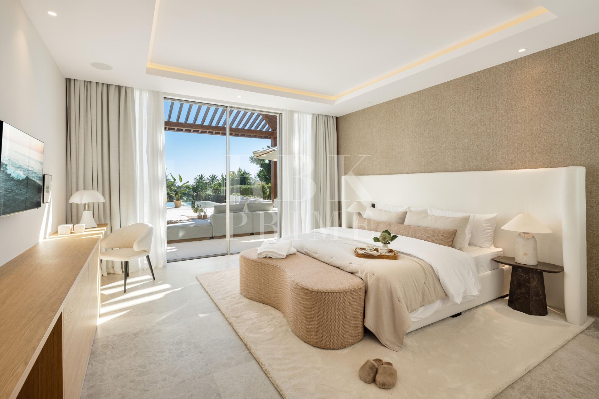Available - Villa - Málaga - Costa del Sol