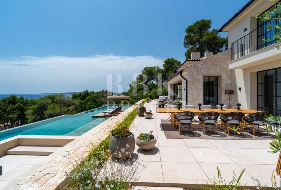 Villa · Available - Calvià