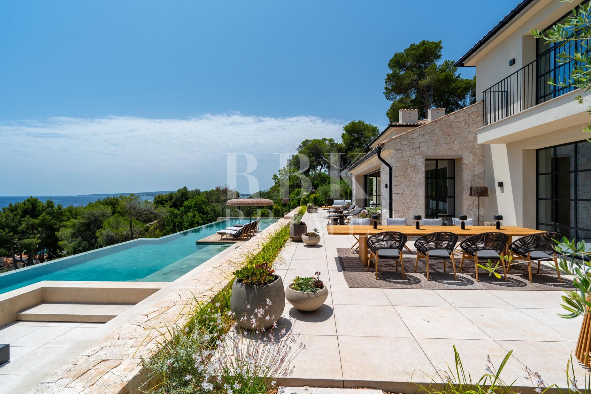 Available - Villa - Calvià