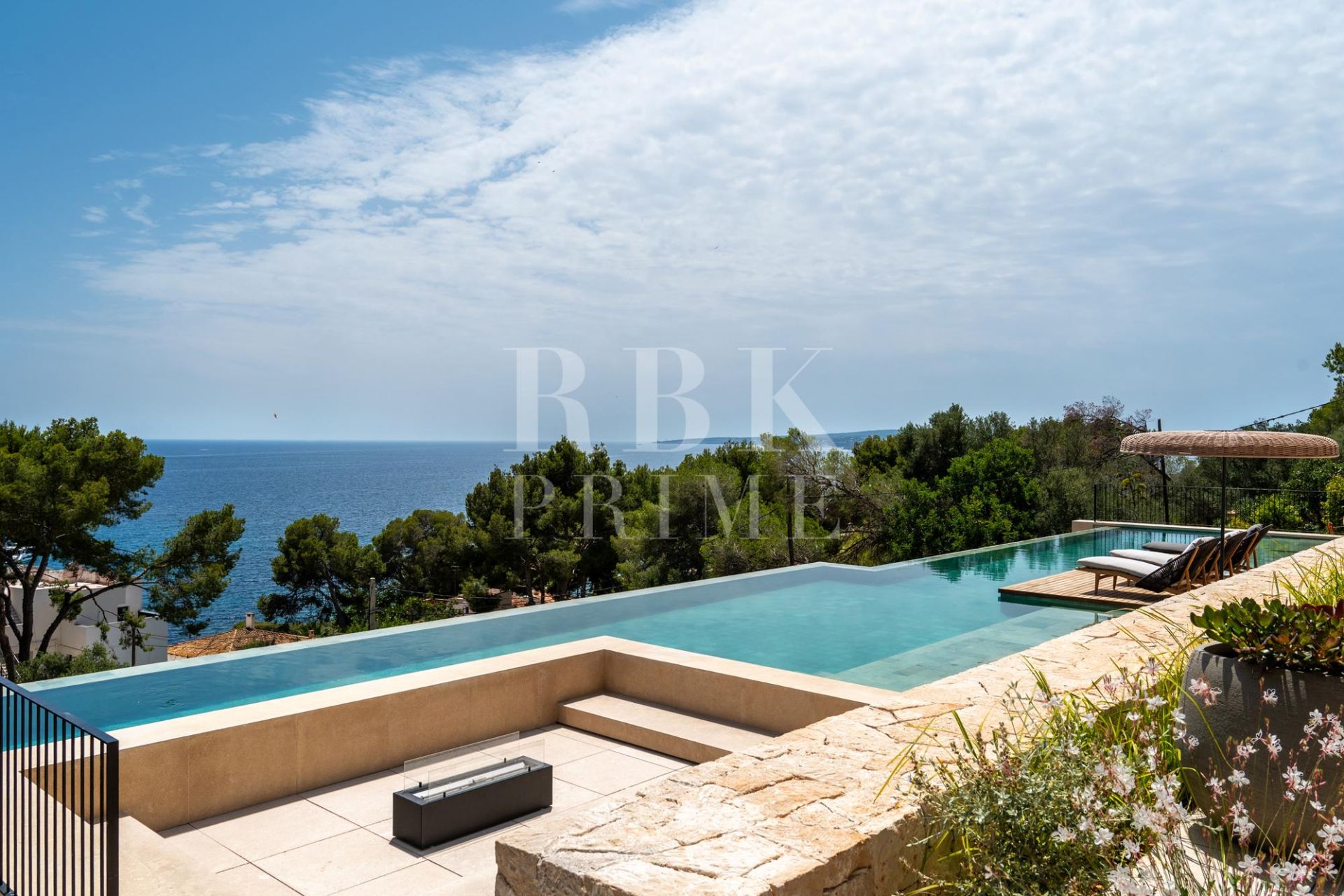 Available - Villa - Calvià