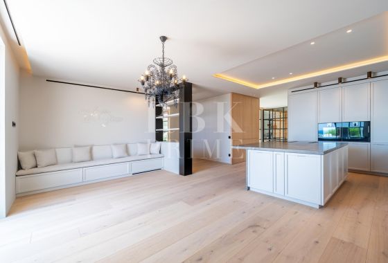 Villa · Available - Calvià