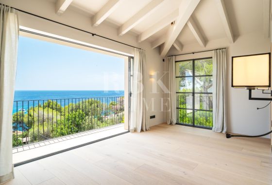 Villa · Available - Calvià