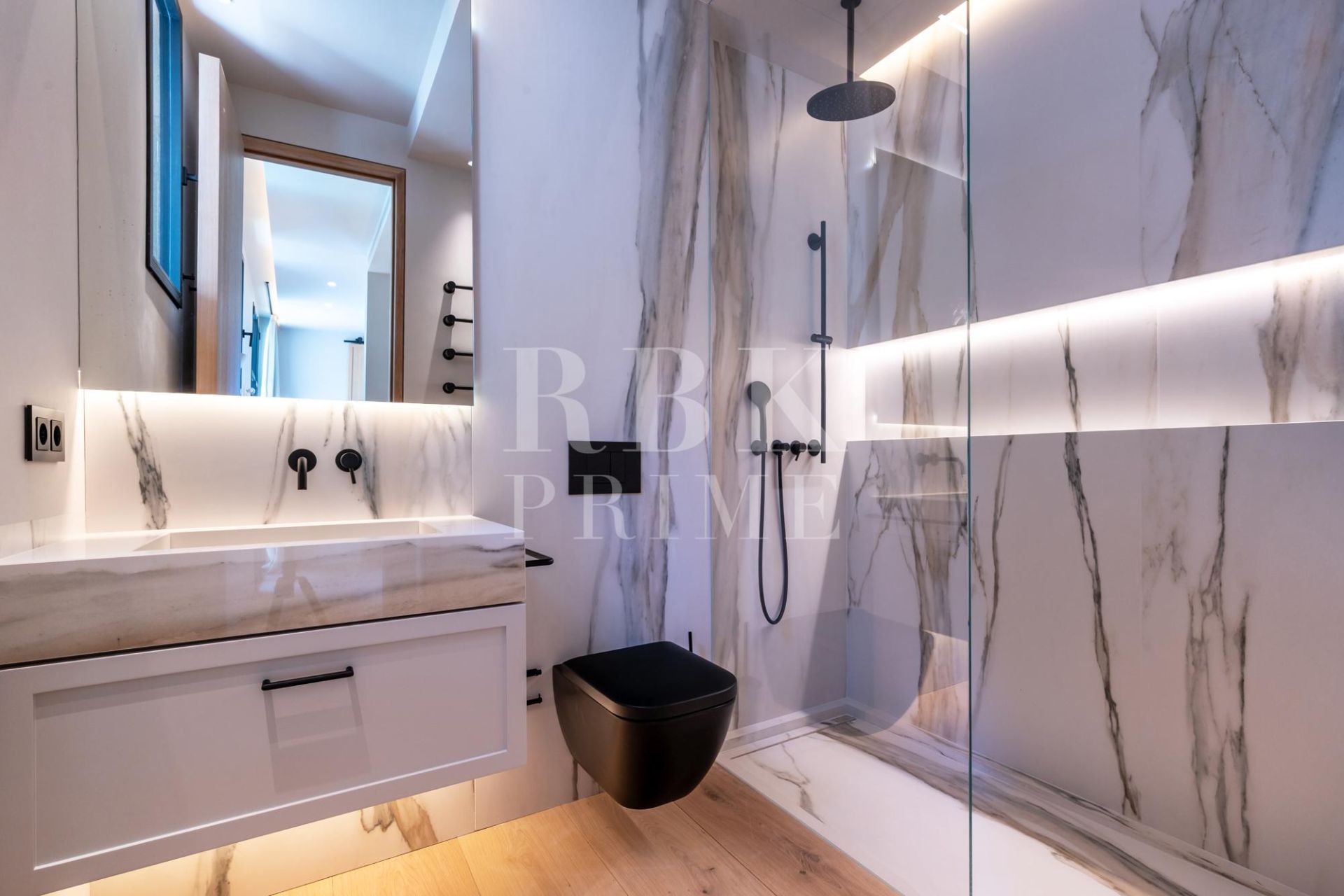 Available - Villa - Calvià