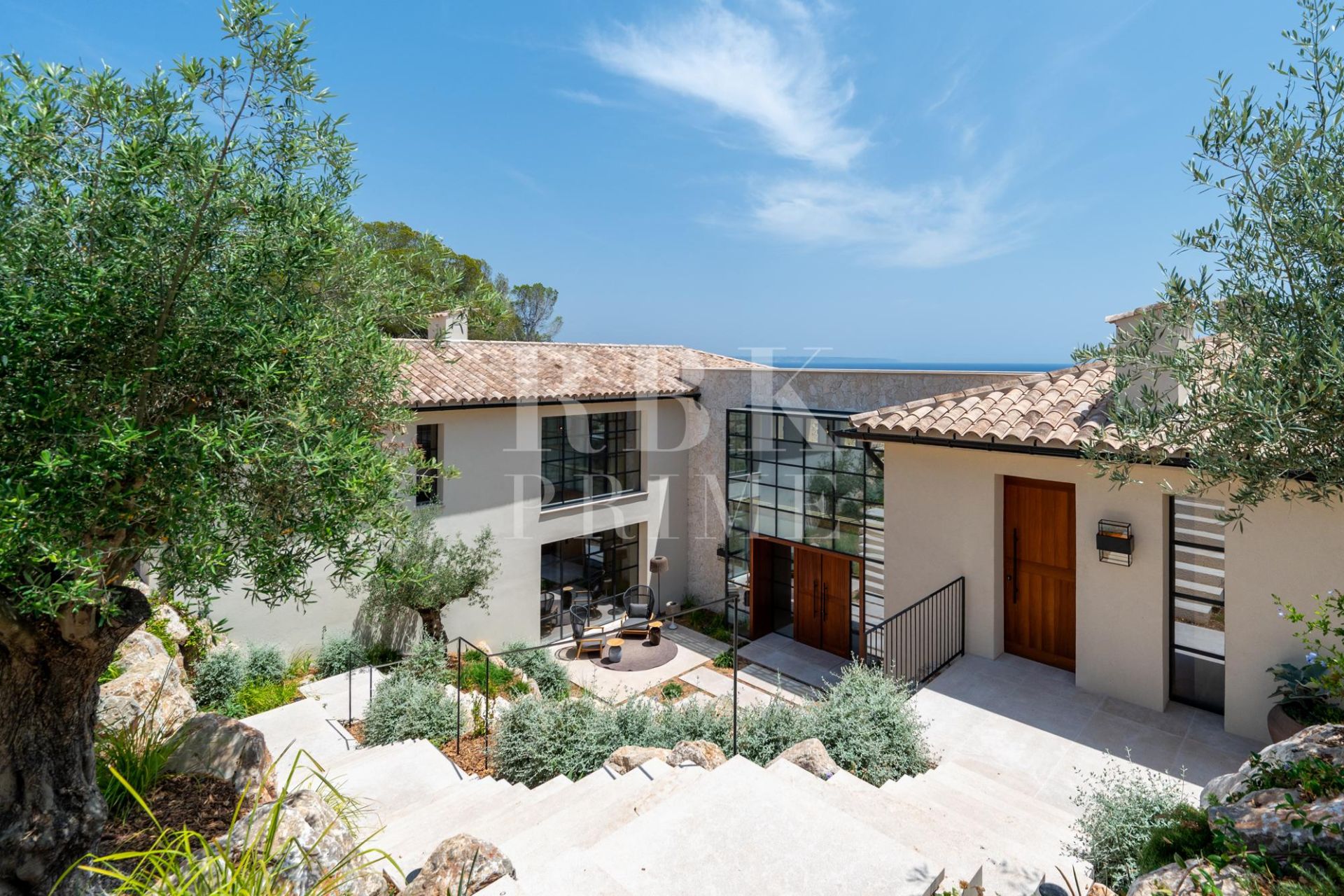 Available - Villa - Calvià