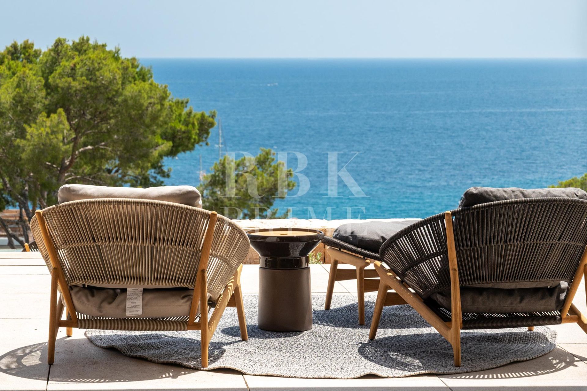 Available - Villa - Calvià