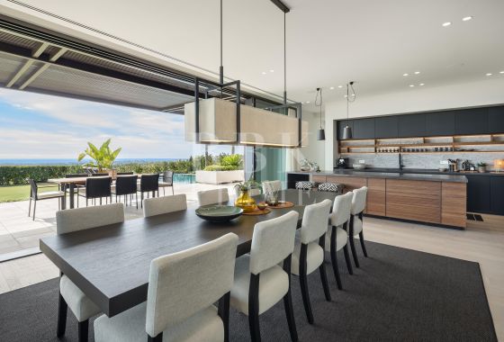 Villa · Available - Málaga