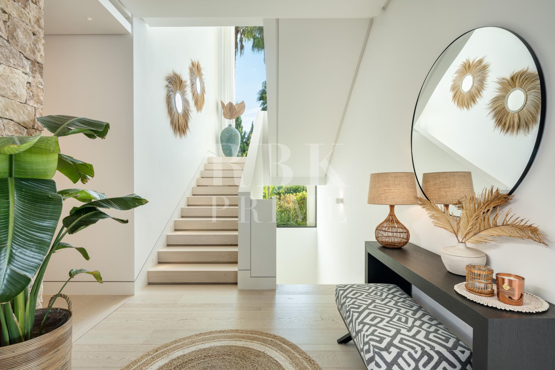 Available - Villa - Málaga - Costa del Sol