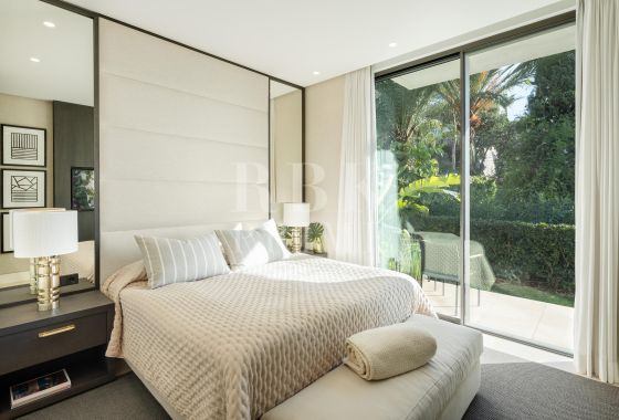 Villa · Available - Málaga