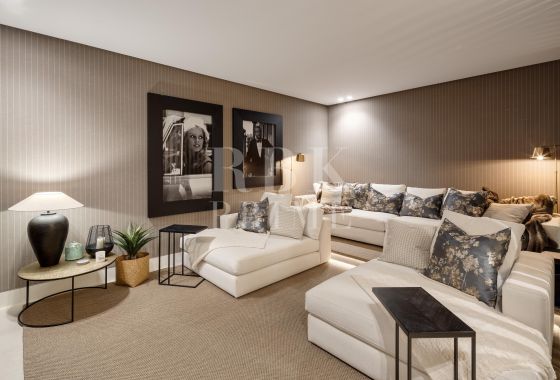 Villa · Available - Málaga