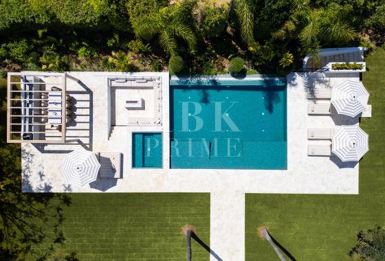 Villa · Available - Málaga