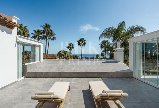 Villa · Available - Marbella · Málaga