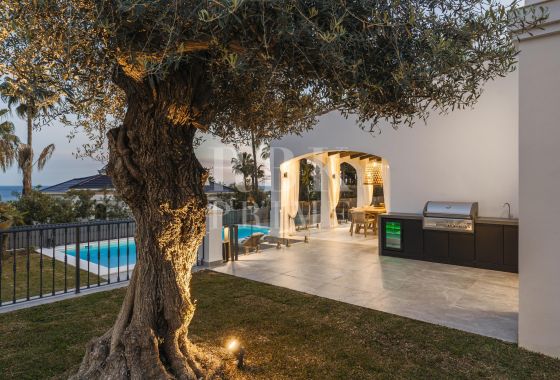Villa · Available - Marbella · Málaga