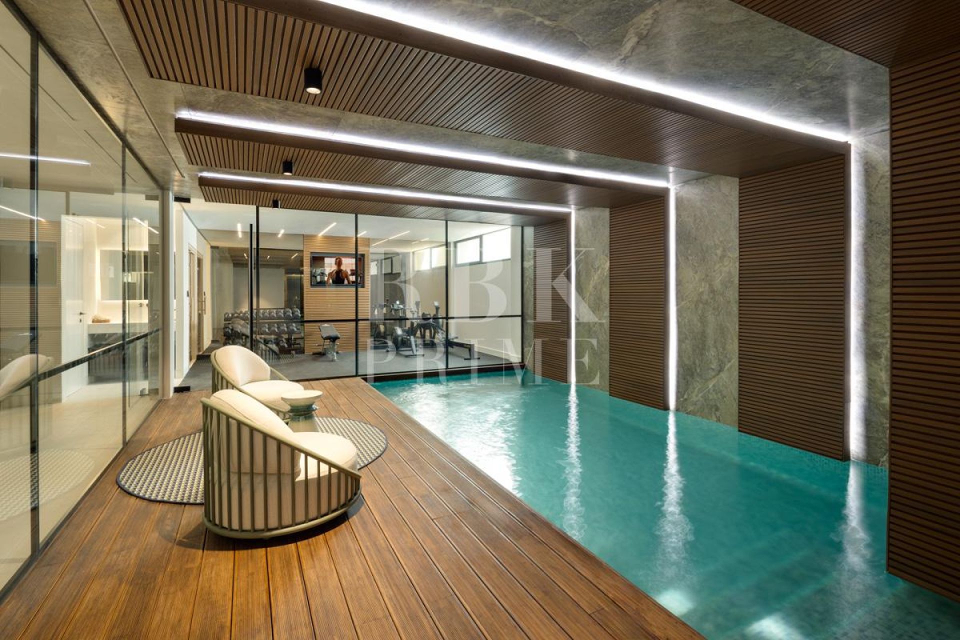 Available - Villa - Marbella - Costa del Sol