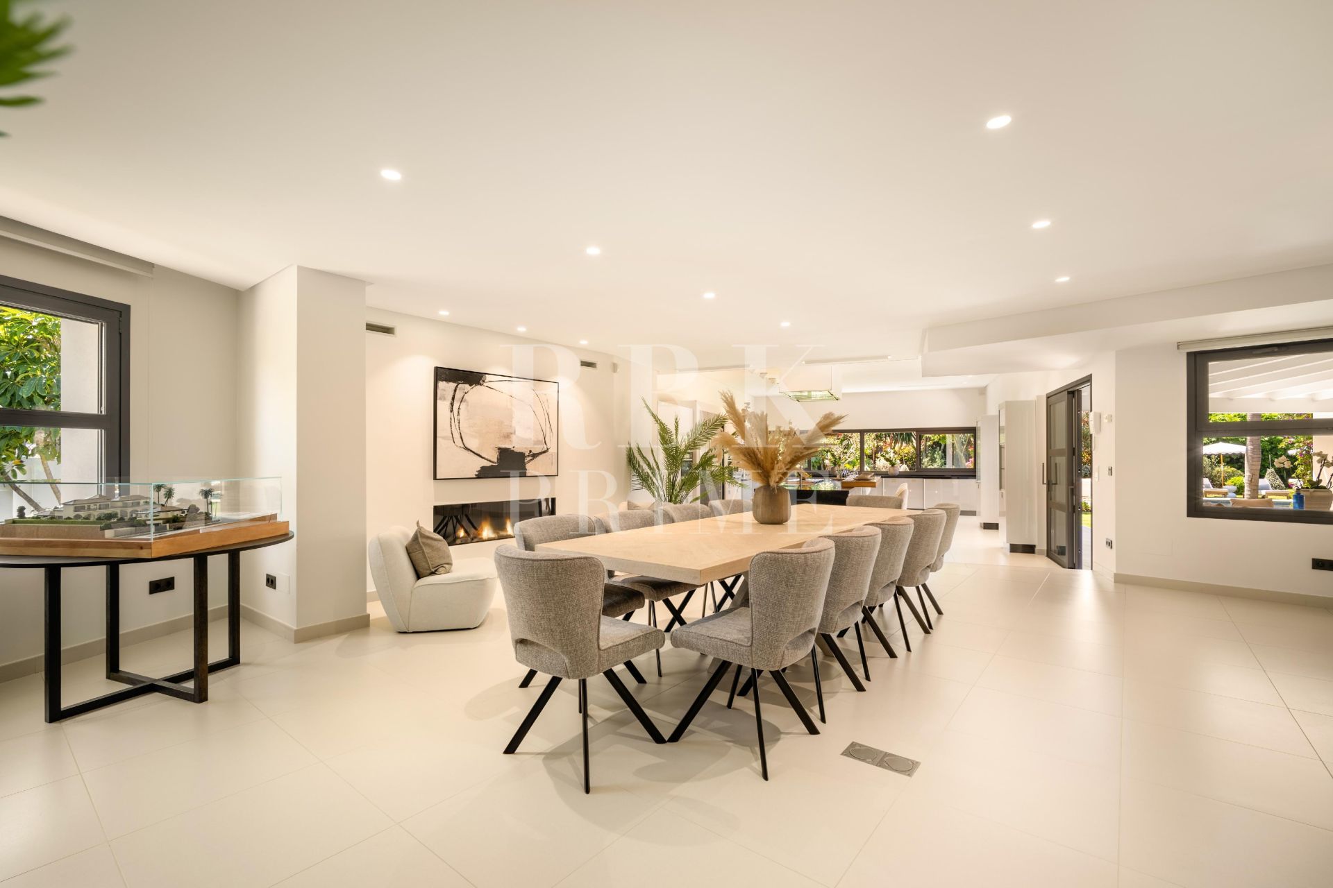 Available - Villa - Málaga - Costa del Sol