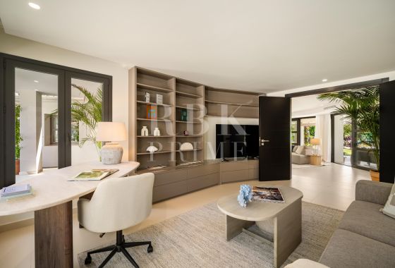 Villa · Available - Málaga