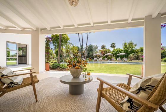 Villa · Available - Málaga