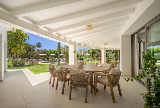 Villa · Available - Málaga