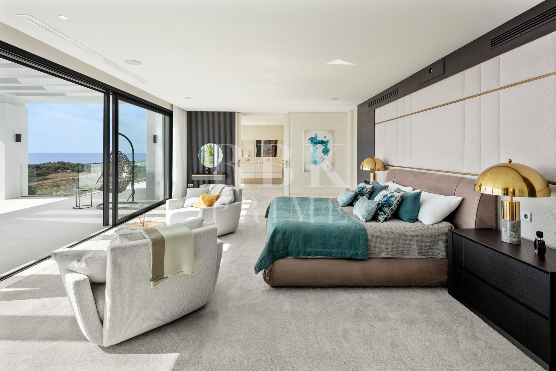 Available - Villa - Málaga - Costa del Sol