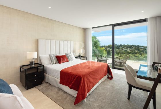 Villa · Available - Málaga