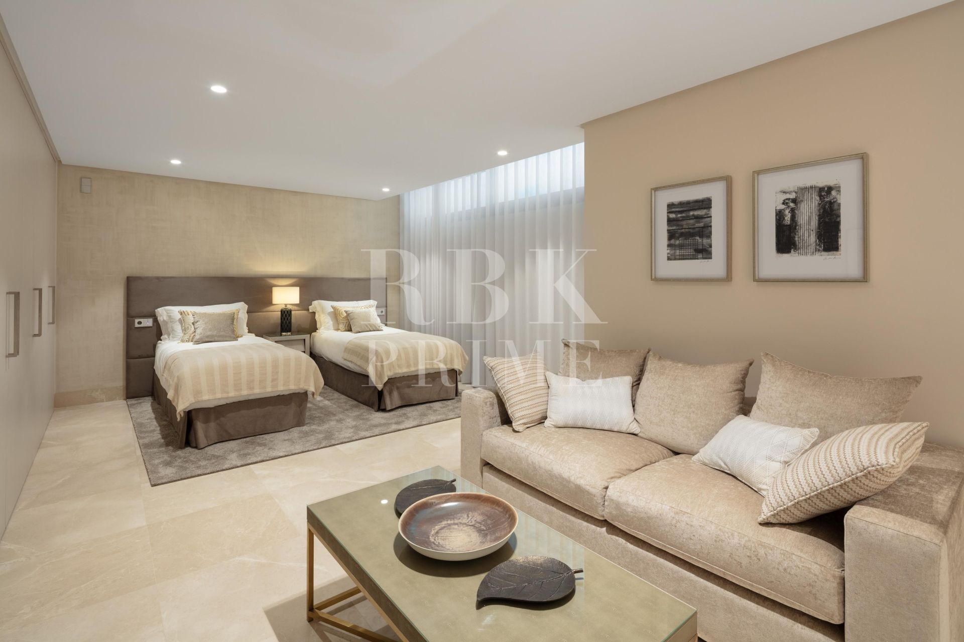 Available - Villa - Málaga - Costa del Sol