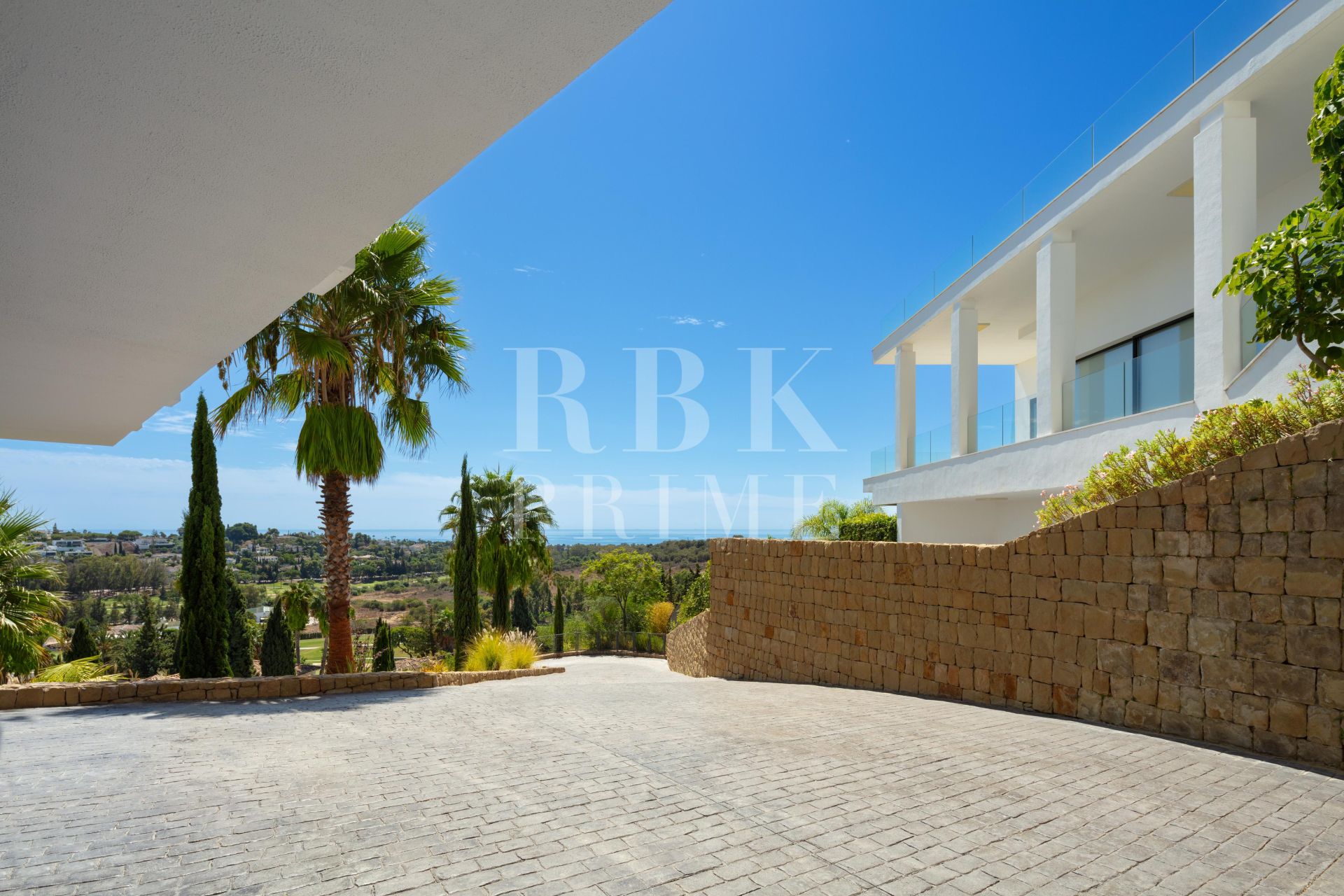 Available - Villa - Málaga - Costa del Sol