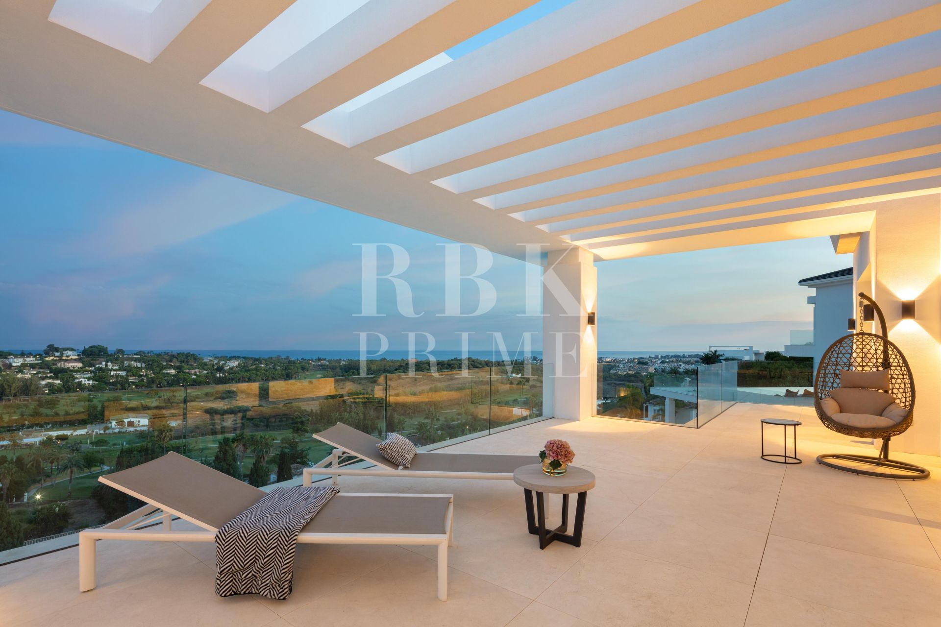 Available - Villa - Málaga - Costa del Sol