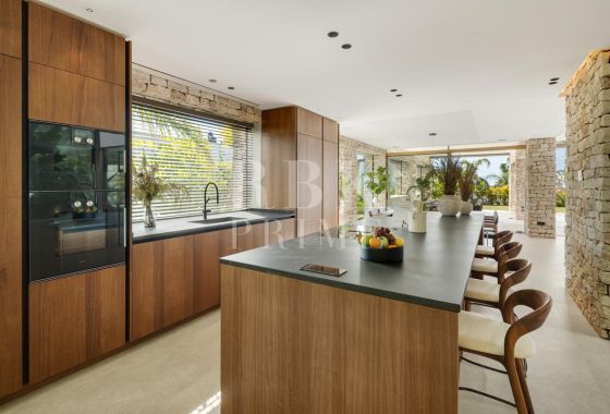 Villa · Available - Málaga