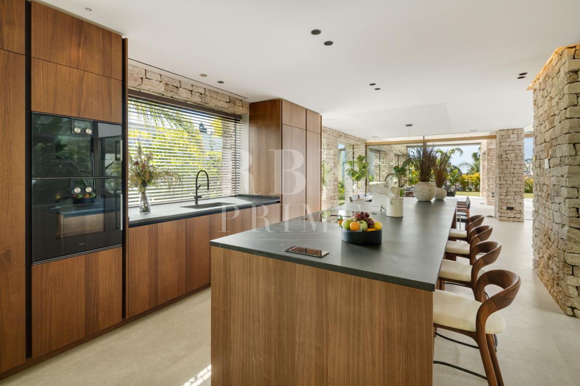 Available - Villa - Málaga - Costa del Sol