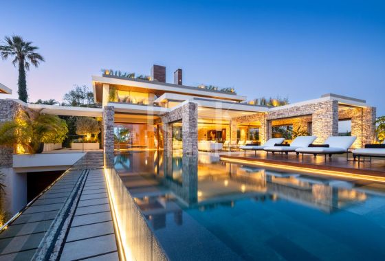Villa · Available - Málaga