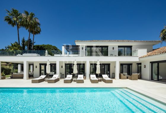 Available - Villa - Málaga - Costa del Sol