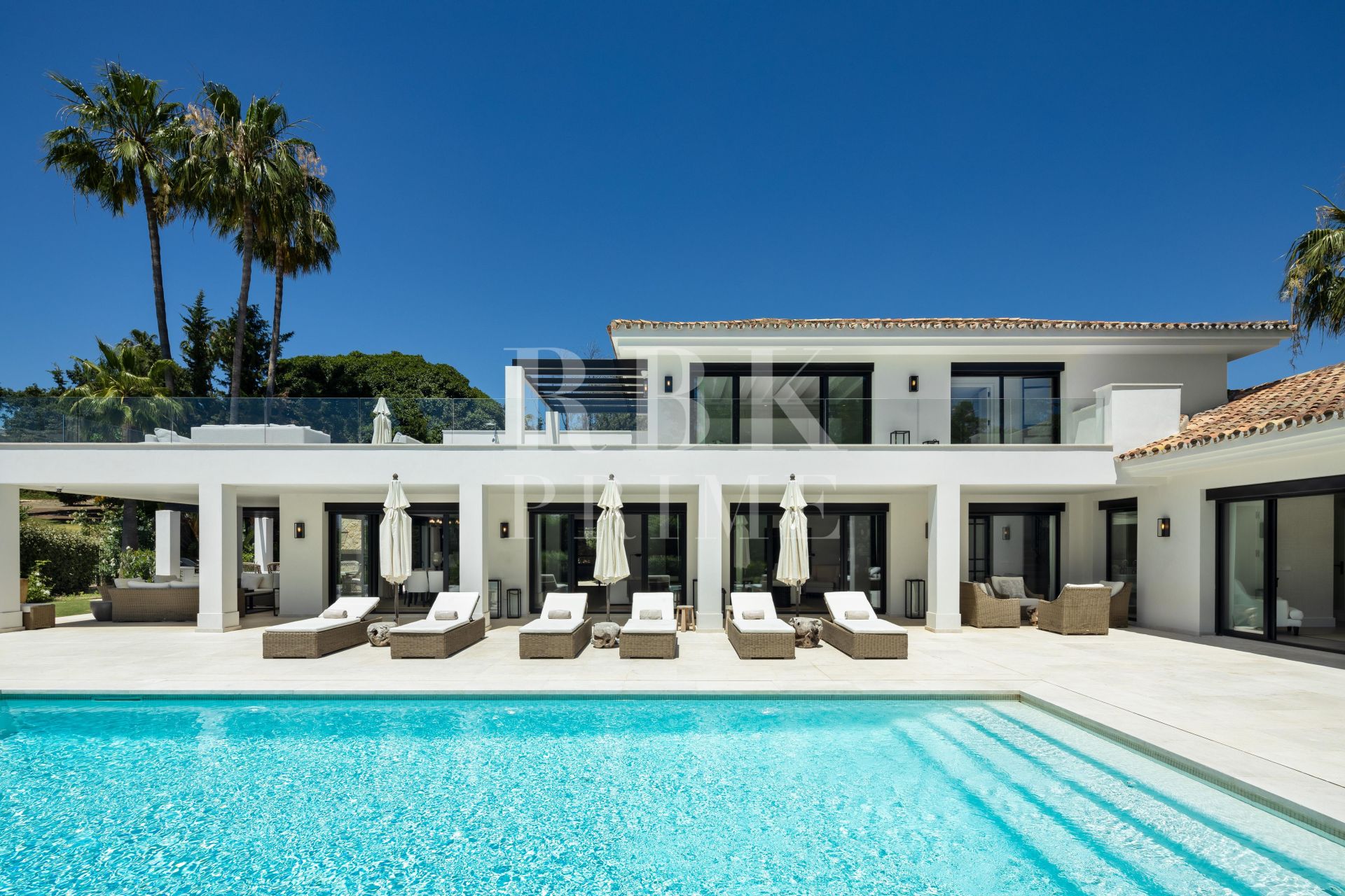 Available - Villa - Málaga - Costa del Sol