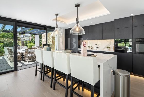 Available - Villa - Málaga - Costa del Sol