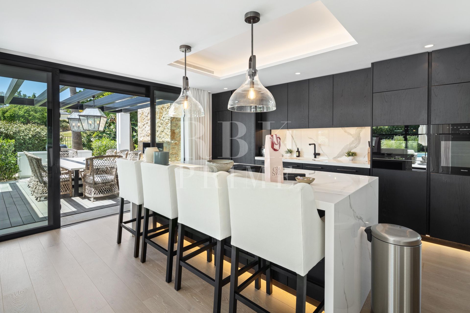 Available - Villa - Málaga - Costa del Sol