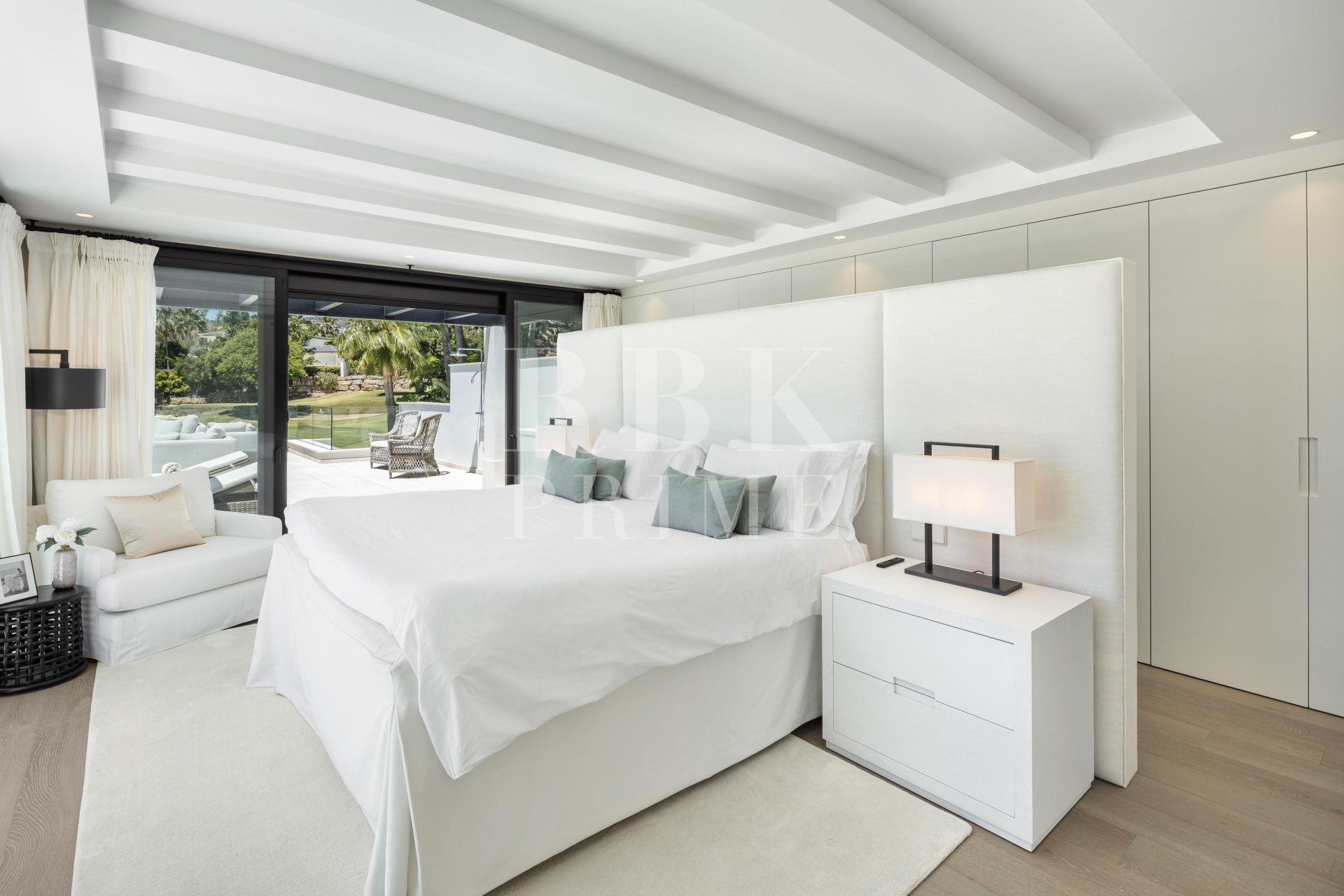 Available - Villa - Málaga - Costa del Sol