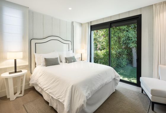 Available - Villa - Málaga - Costa del Sol