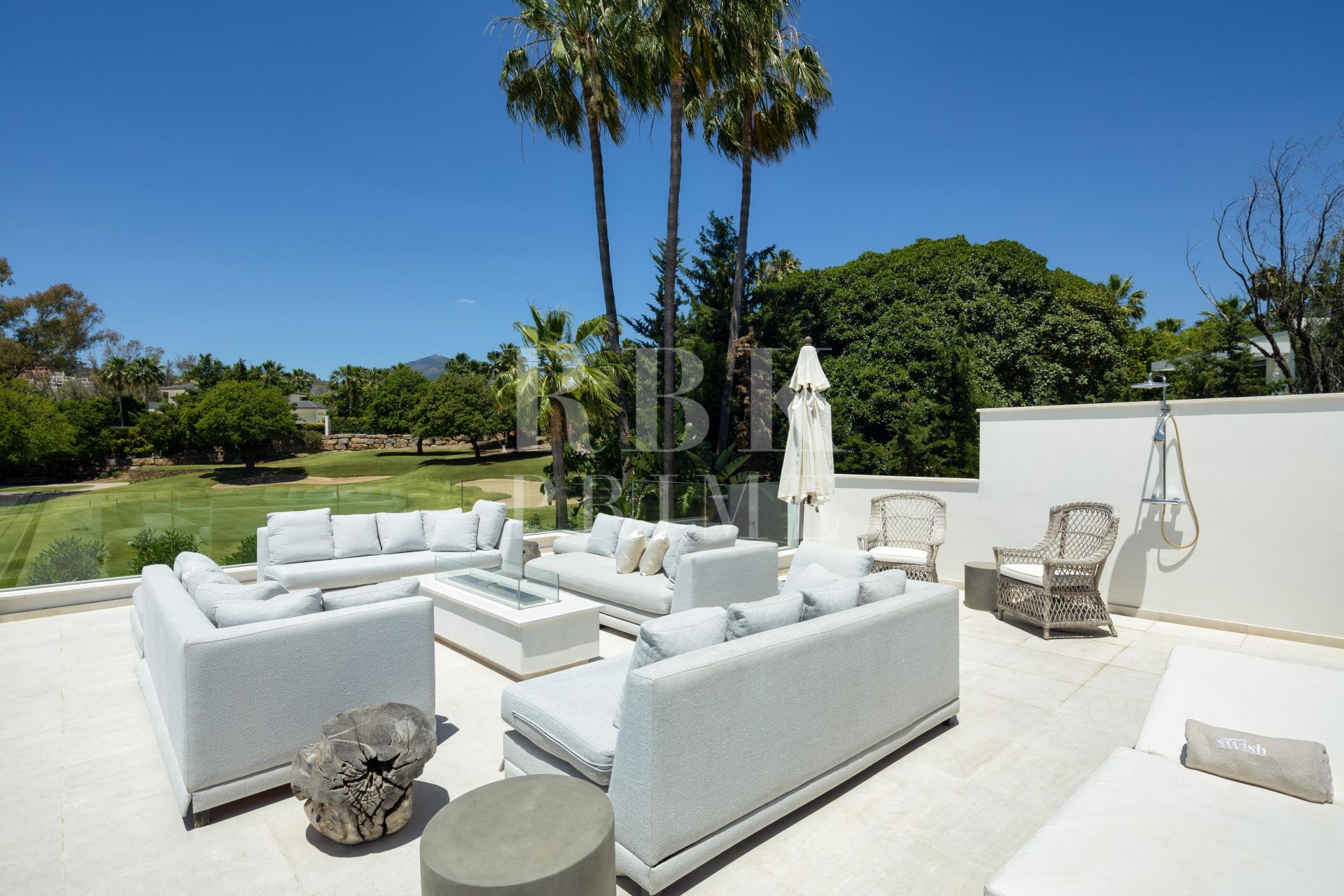 Available - Villa - Málaga - Costa del Sol