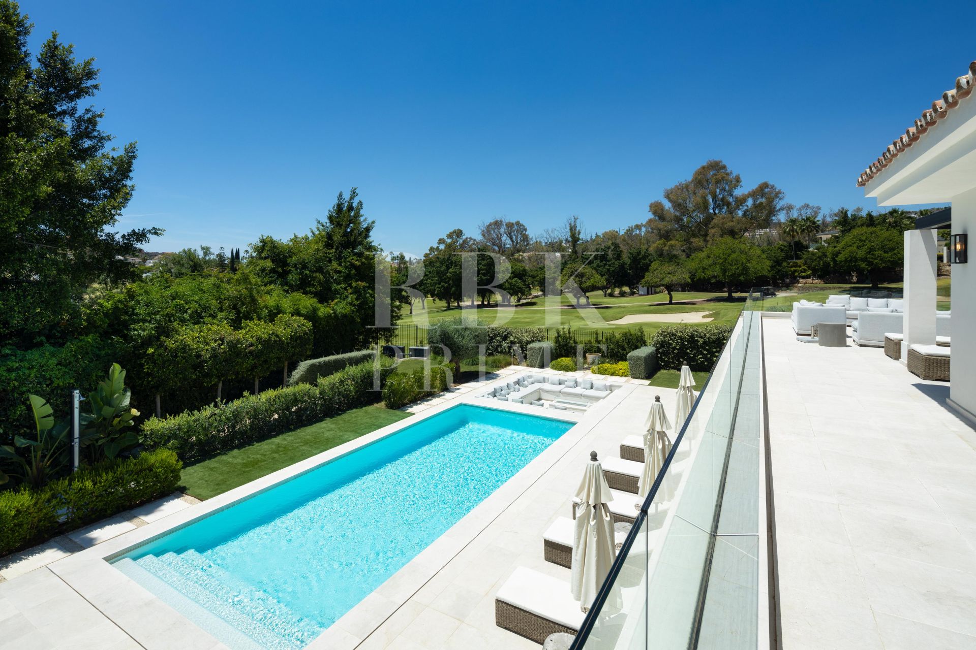 Available - Villa - Málaga - Costa del Sol
