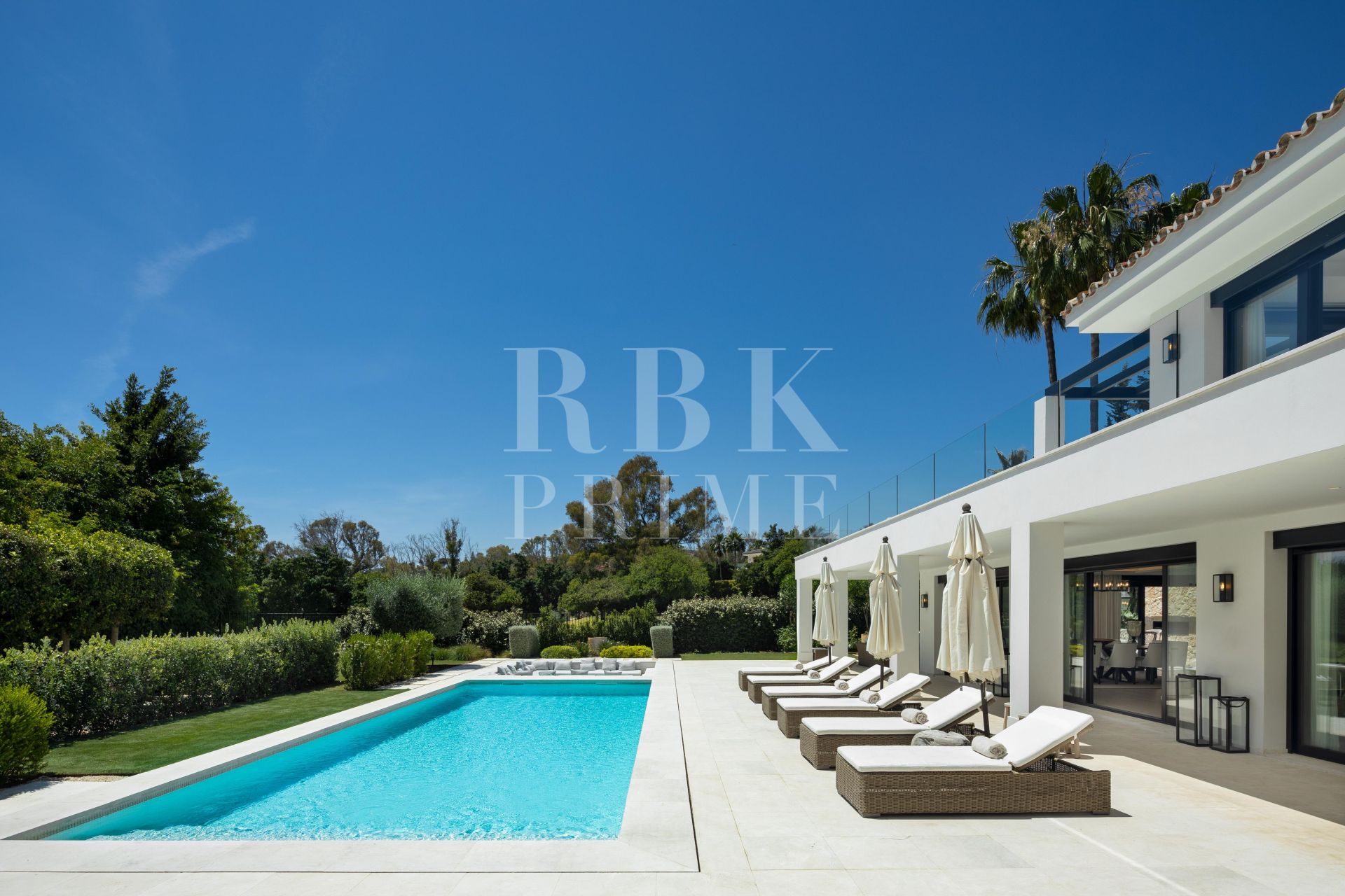 Available - Villa - Málaga - Costa del Sol