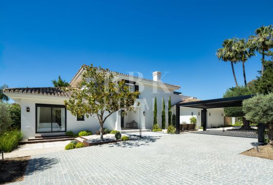 Available - Villa - Málaga - Costa del Sol