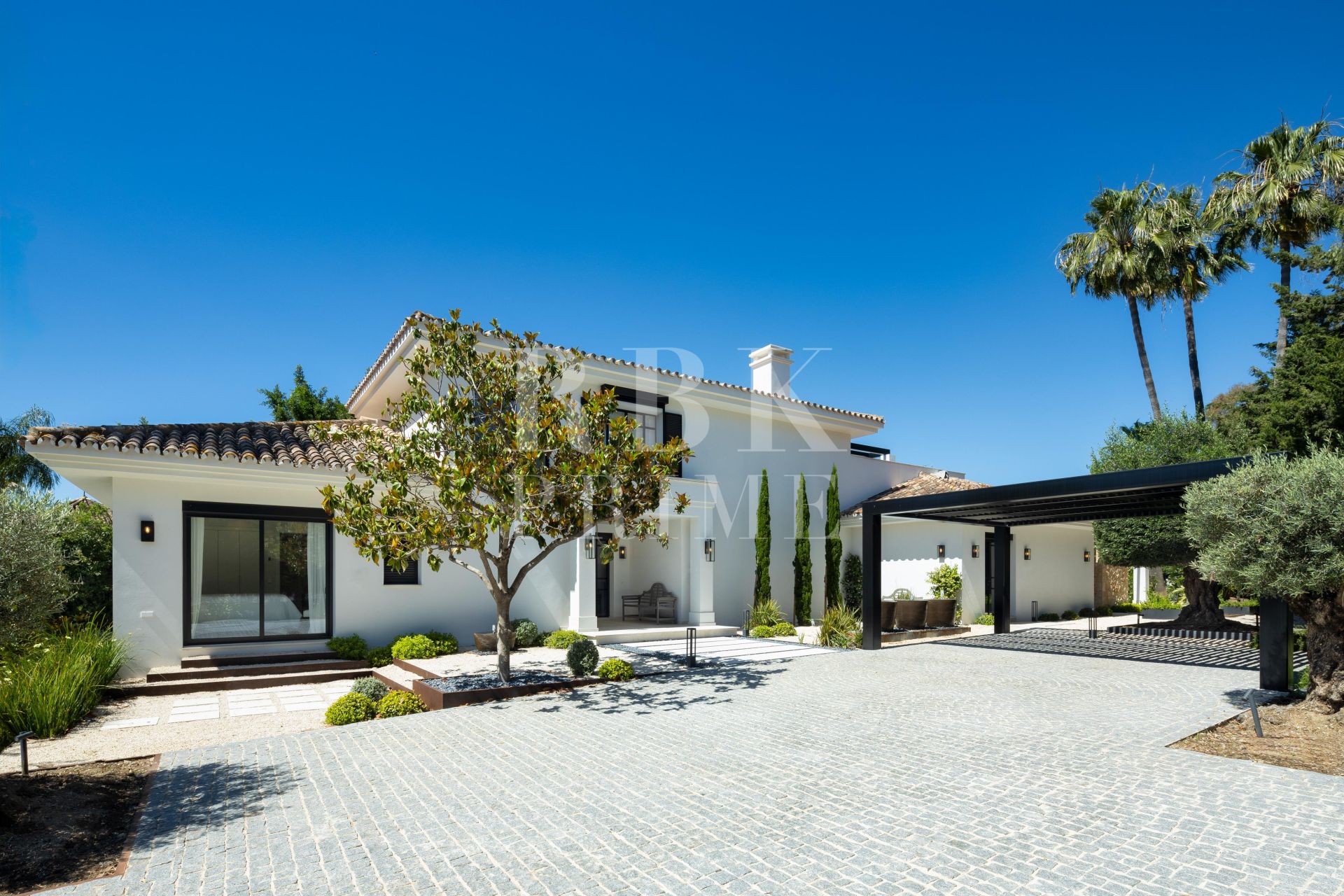 Available - Villa - Málaga - Costa del Sol