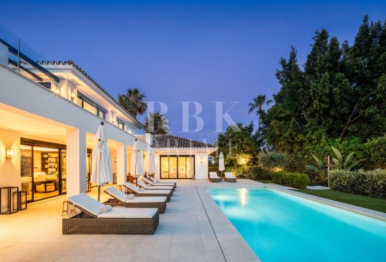 Available - Villa - Málaga - Costa del Sol