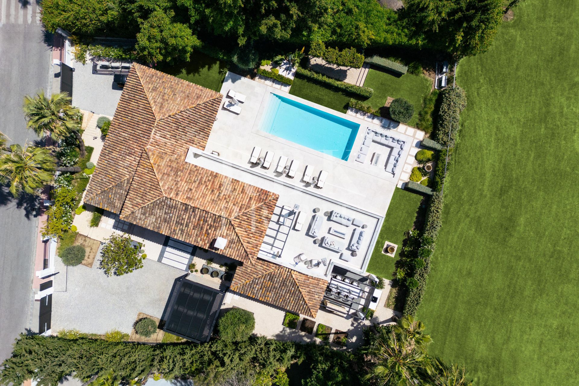 Available - Villa - Málaga - Costa del Sol