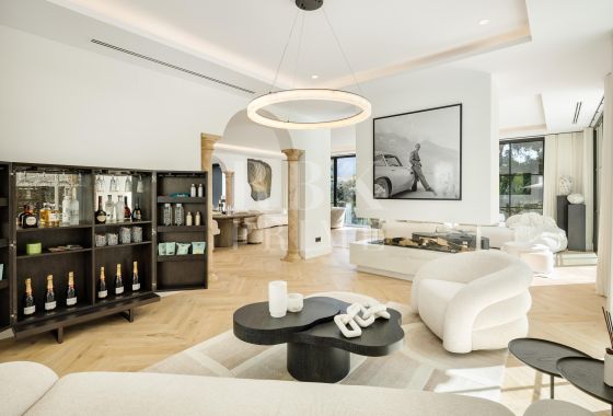 Villa · Available - Málaga